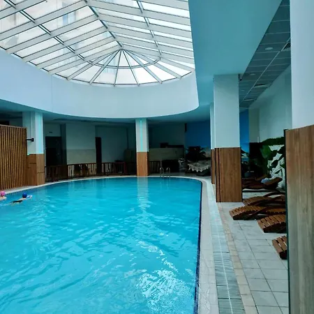 شقة Sky City 25th & 33th Floor With Pool & Spa & Fitness & Parking Including In Price سكوبجي
